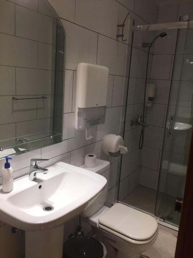 Hostal Balmaceda Пунта-Аренас Экстерьер фото