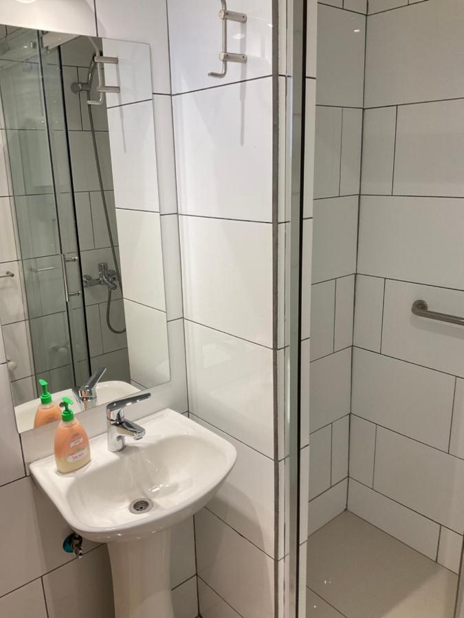Hostal Balmaceda Пунта-Аренас Экстерьер фото
