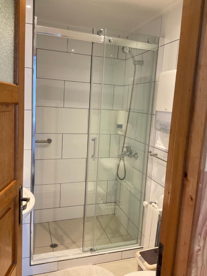 Hostal Balmaceda Пунта-Аренас Экстерьер фото