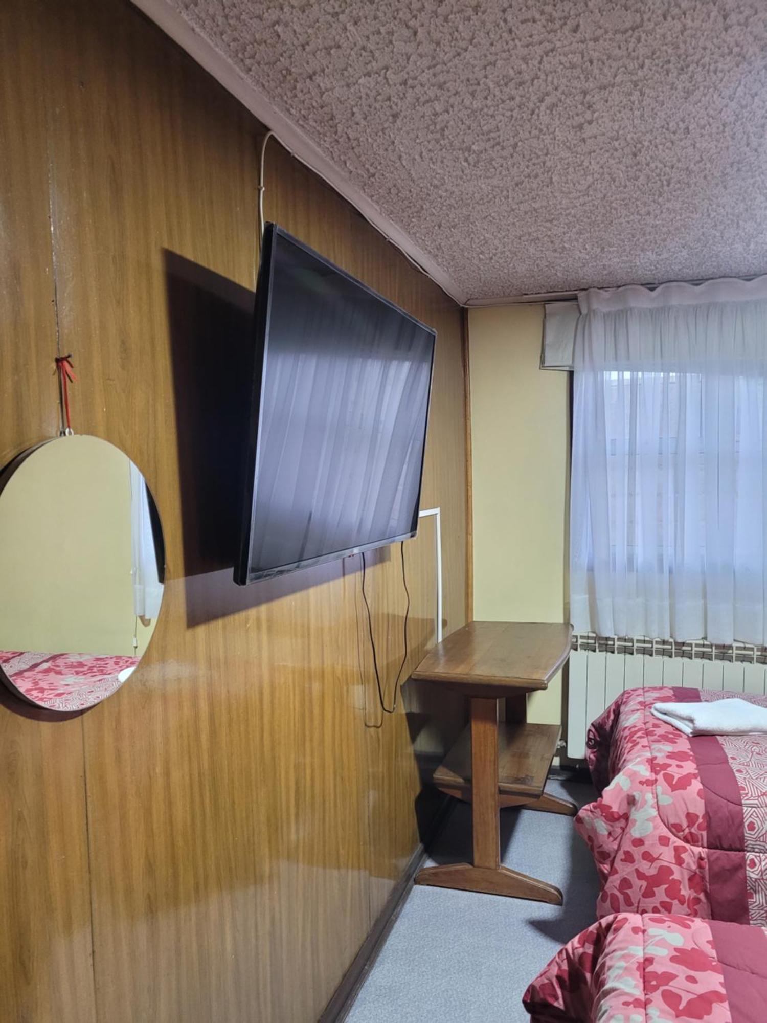 Hostal Balmaceda Пунта-Аренас Экстерьер фото