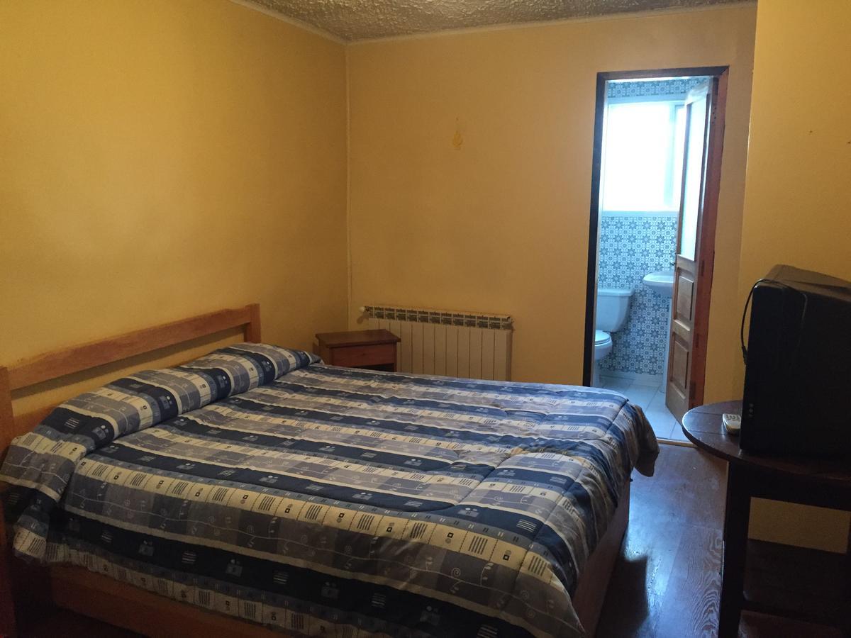 Hostal Balmaceda Пунта-Аренас Экстерьер фото